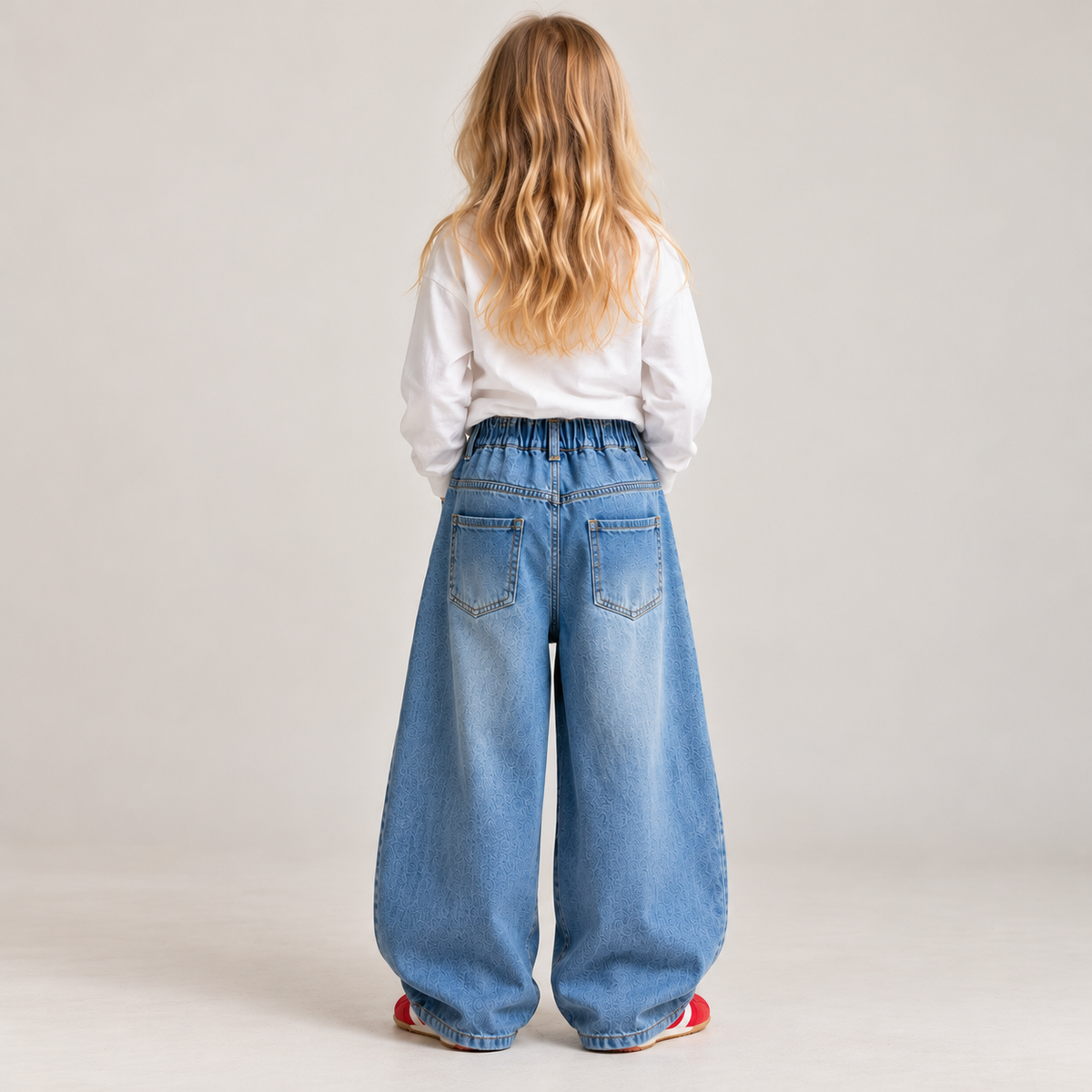 Wide-Leg Jeans