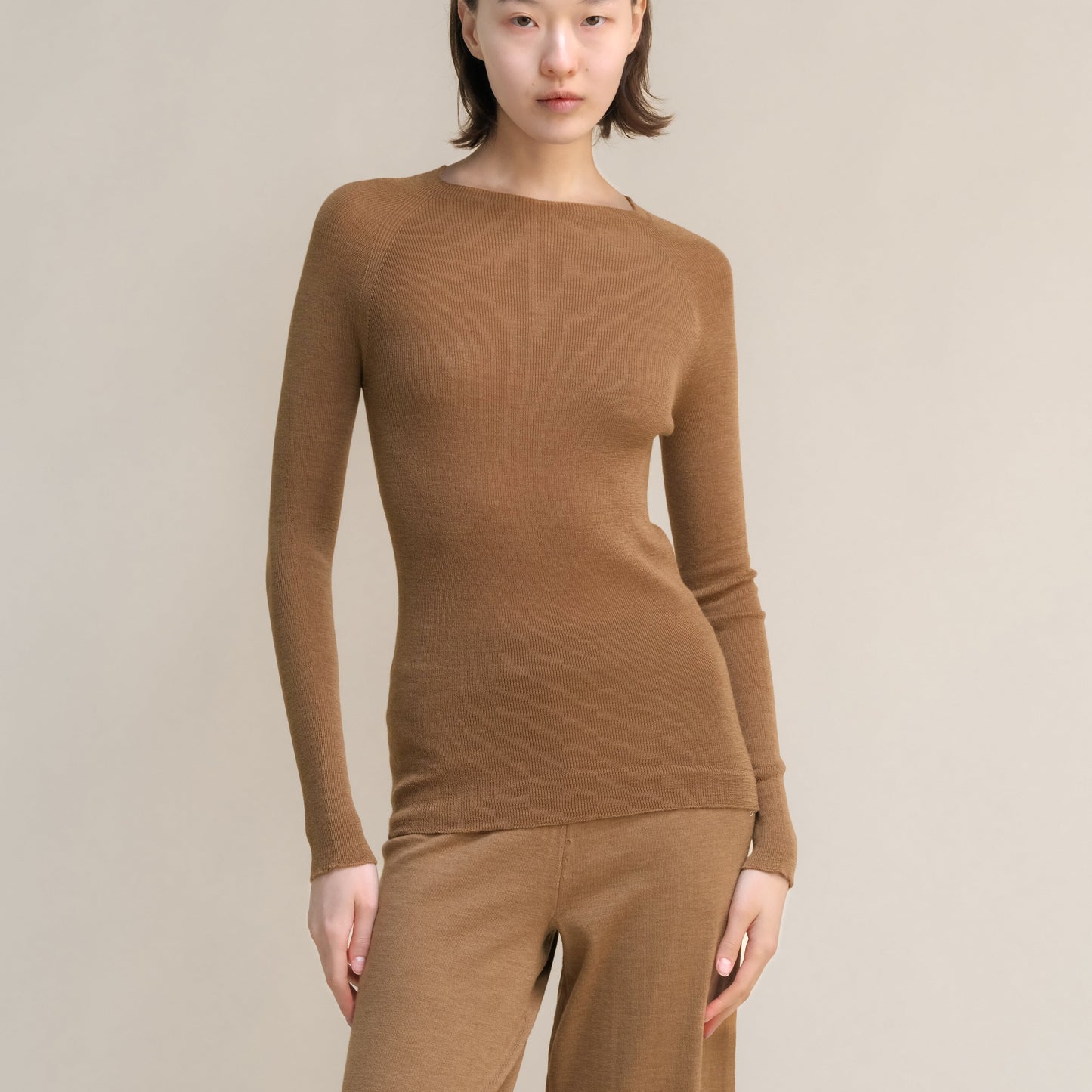 Extra Fine Merino Ribbed Crewneck (3D-Knit)-11