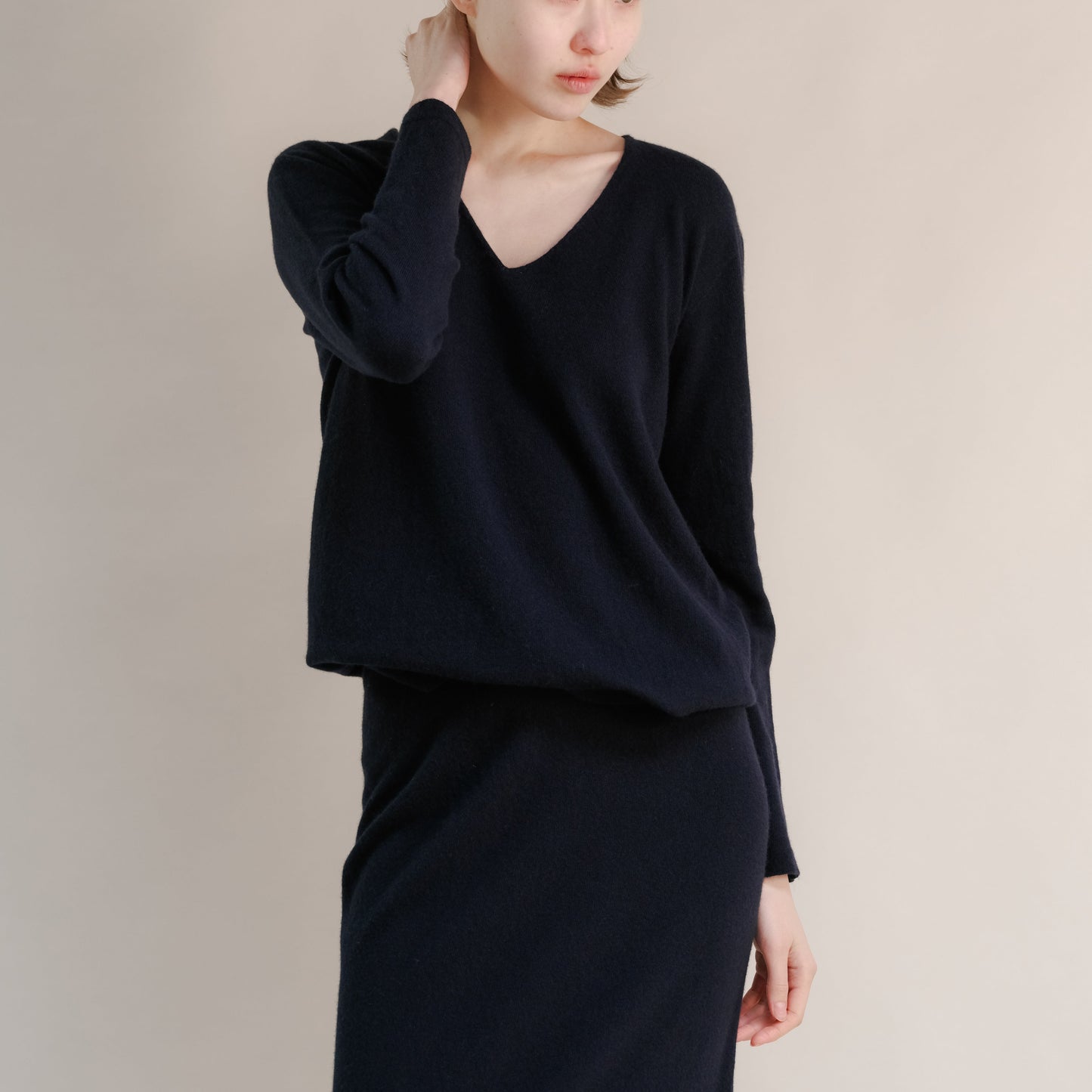 Cashmere Mix Maxi V-Neck Sweater-10