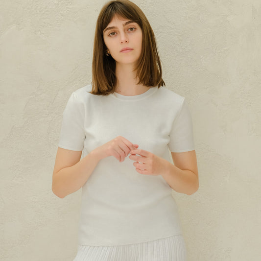 Baumwoll T-Shirt Jana mit Rundhalsausschnitt – Damen Strick T-Shirt aus gekämmter Baumwolle