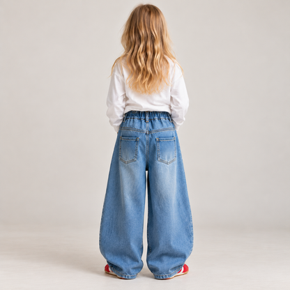 Wide-Leg Jeans