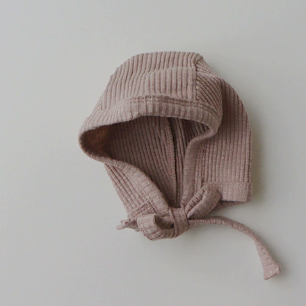 Baby-Haube mit Bindebändern | Elfenhaube