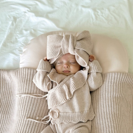 Strick-Haarband für Babys — Schleife