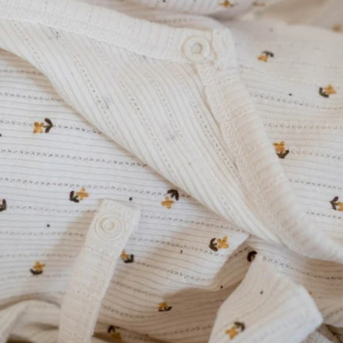 Baby-Strampler mit Blumen-Print