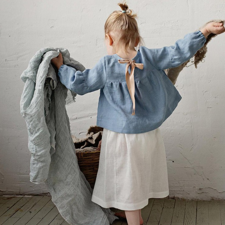 Bluse aus Leinen-Mix mit Schleifenband