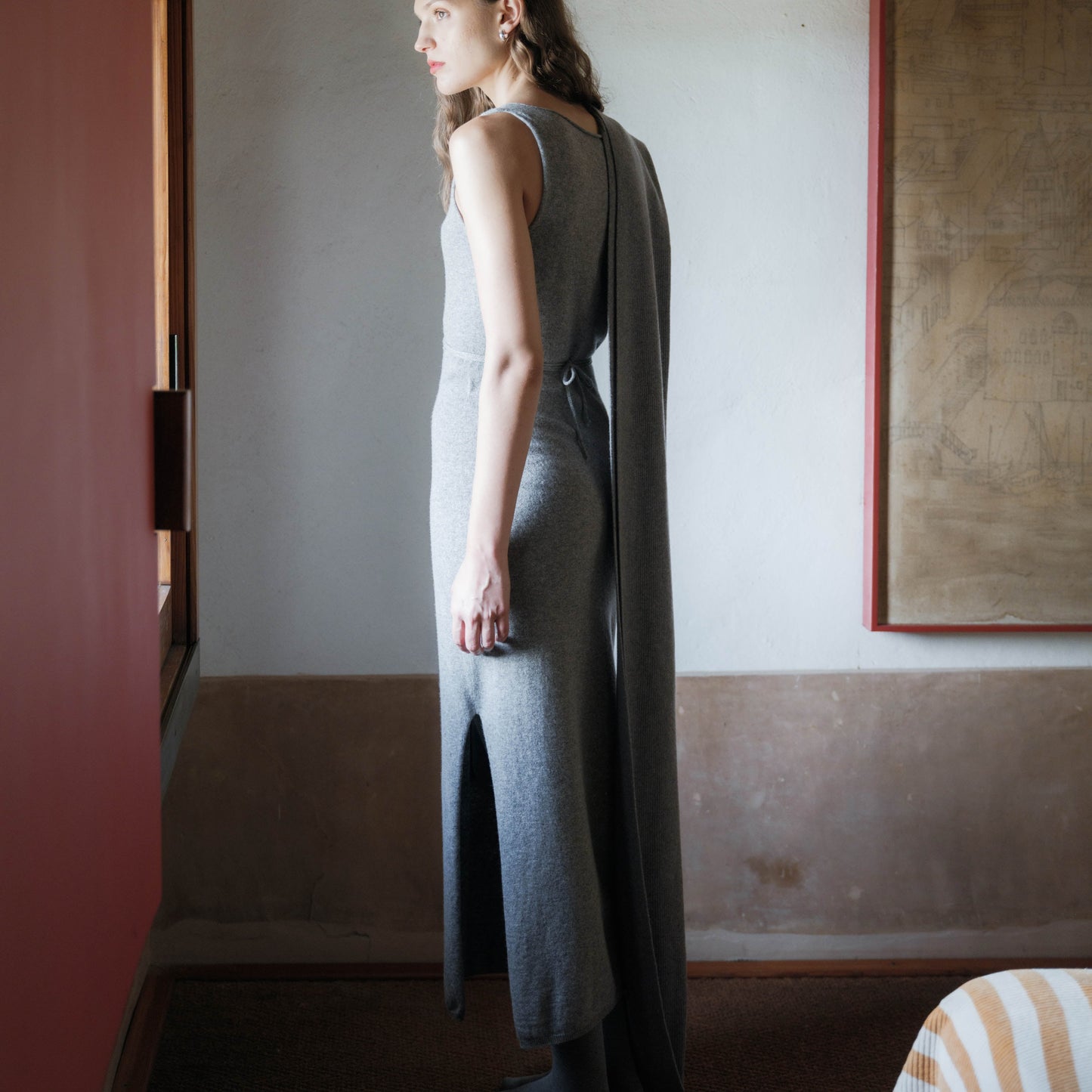 Kaschmir- Mix Ärmelloses Kleid mit Schlitz Kathy-1